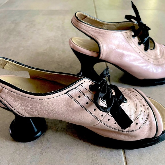 John Fluevog Shoes - Fluevog mini puddin baby pink and black lace vintage rockabilly open toe 10.5